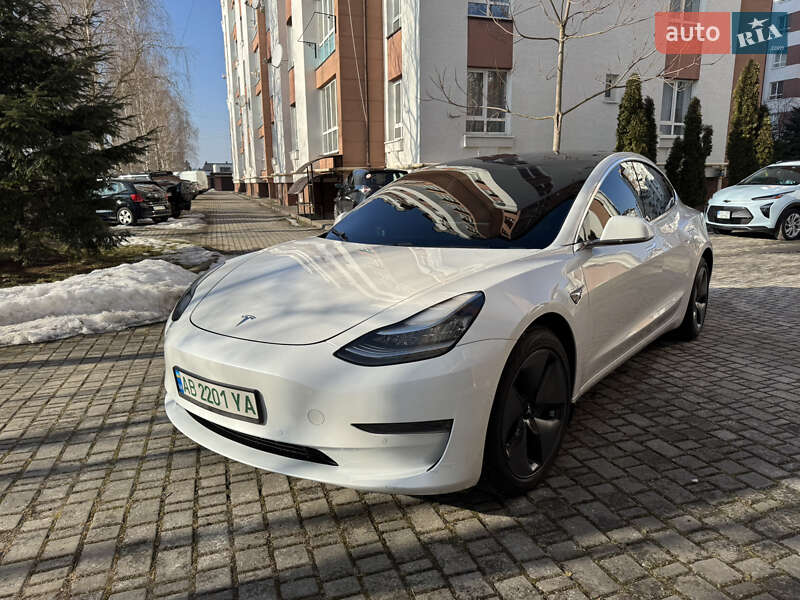 Седан Tesla Model 3 2020 в Ивано-Франковске Седан Tesla Model 3 2020 в Ивано-Франковске