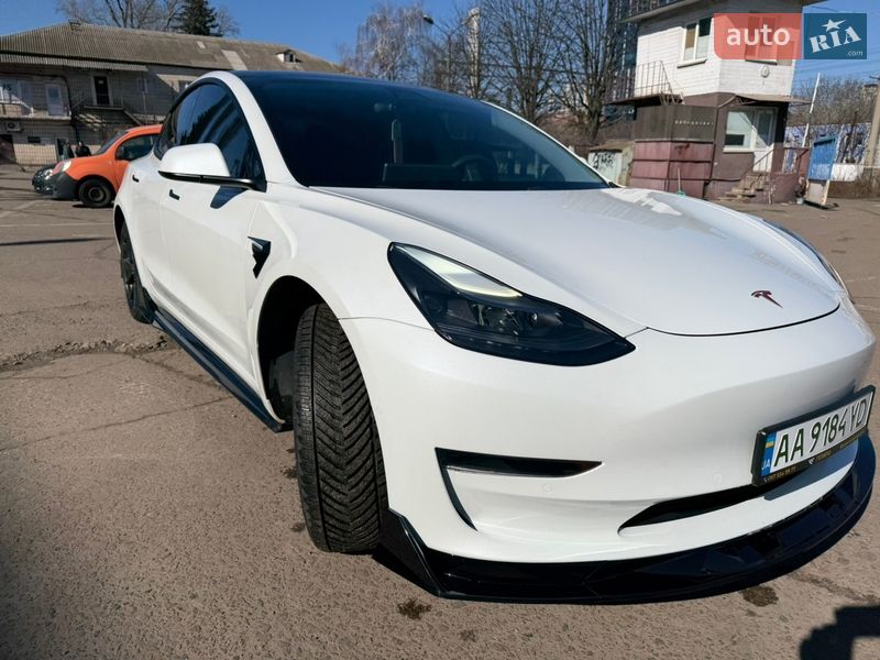 Седан Tesla Model 3 2021 в Киеве Седан Tesla Model 3 2021 в Киеве