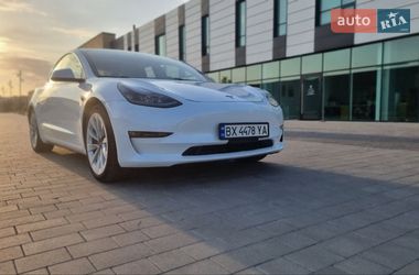 Седан Tesla Model 3 2021 в Хмельницькому Седан Tesla Model 3 2021 в Хмельницькому