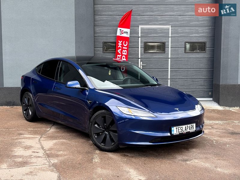 Седан Tesla Model 3 2024 в Києві