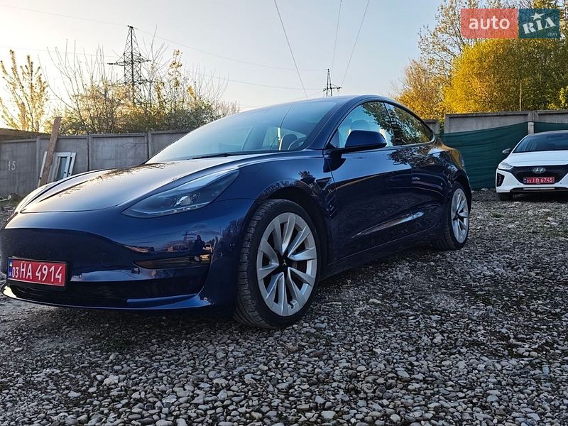 Седан Tesla Model 3 2023 в Каменец-Подольском