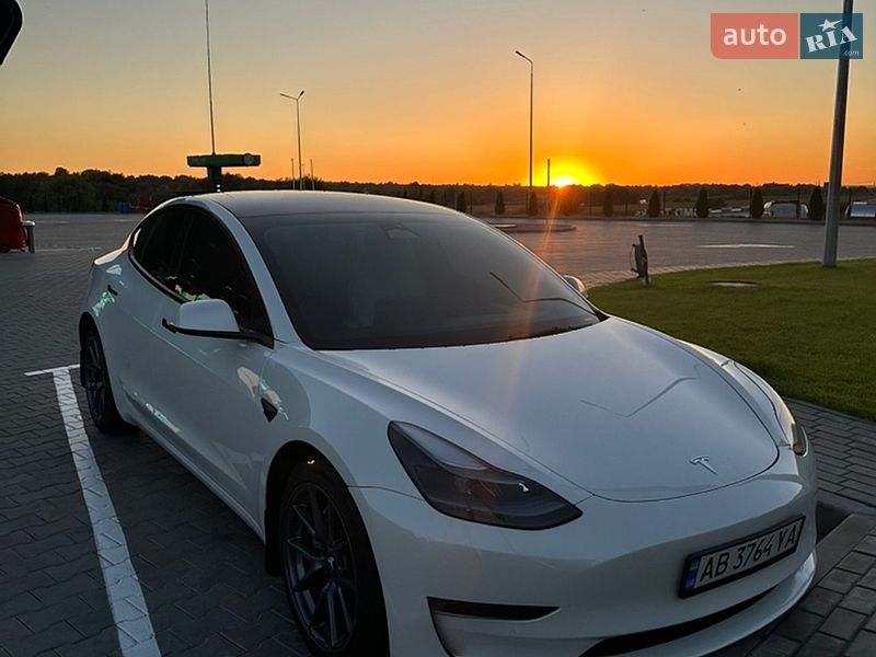 Седан Tesla Model 3 2022 в Виннице Седан Tesla Model 3 2022 в Виннице