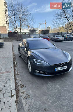 Лифтбек Tesla Model S 2018 в Тернополе