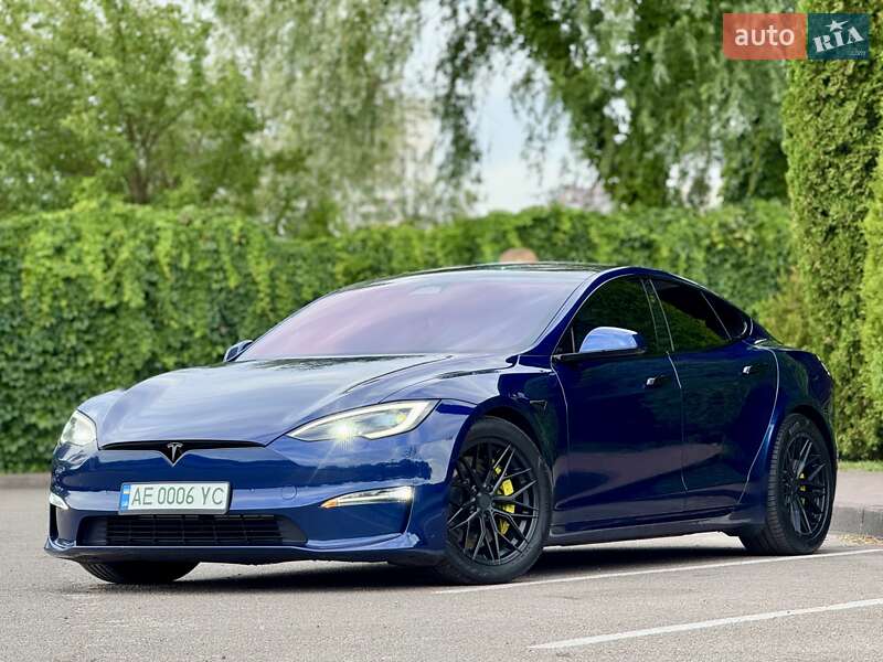 Лифтбек Tesla Model S 2022 в Днепре