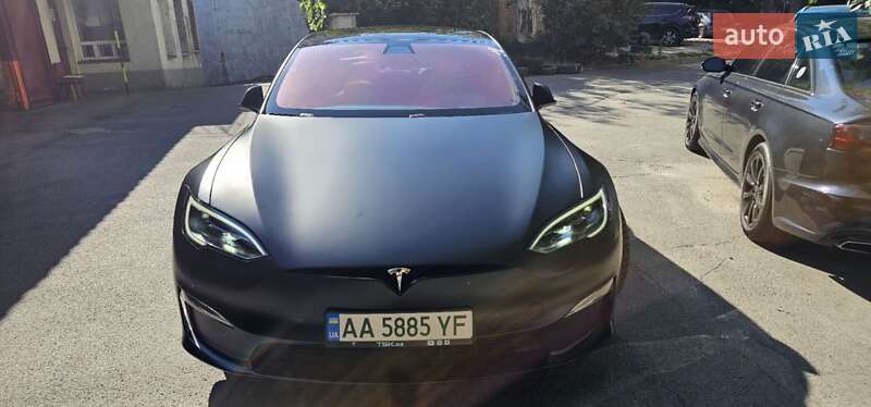 Лифтбек Tesla Model S 2021 в Киеве