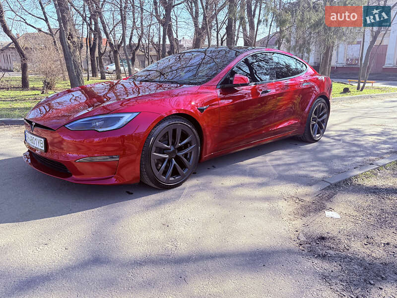 Лифтбек Tesla Model S 2024 в Одессе