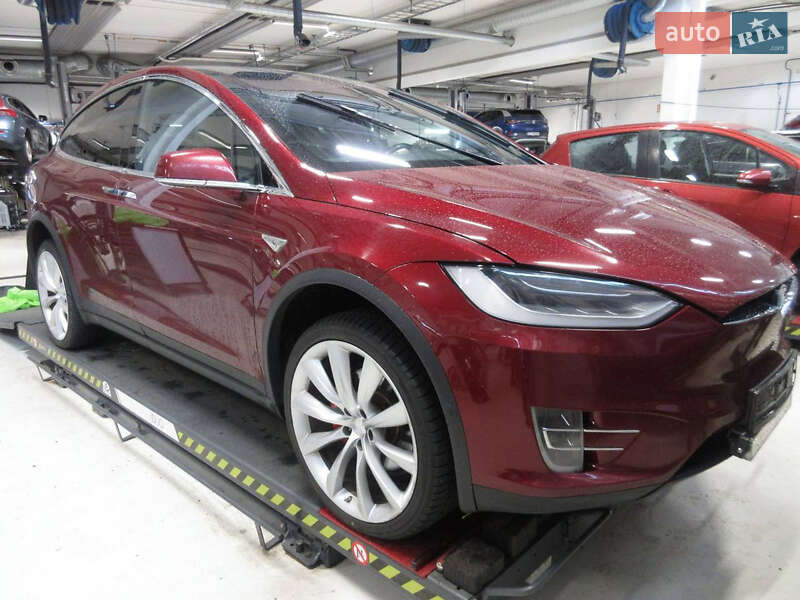 Внедорожник / Кроссовер Tesla Model X 2016 в Одессе