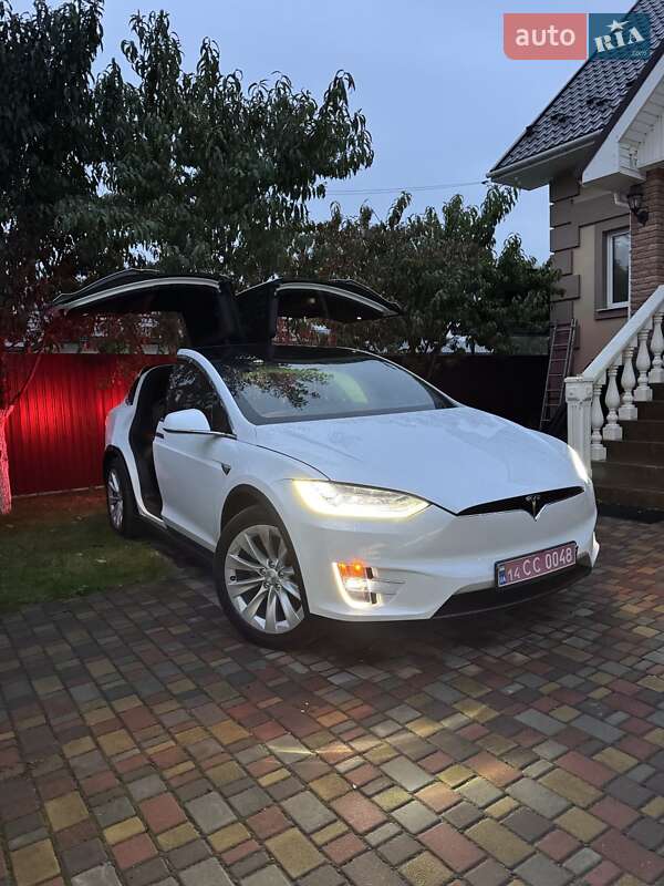 Позашляховик / Кросовер Tesla Model X 2020 в Києві