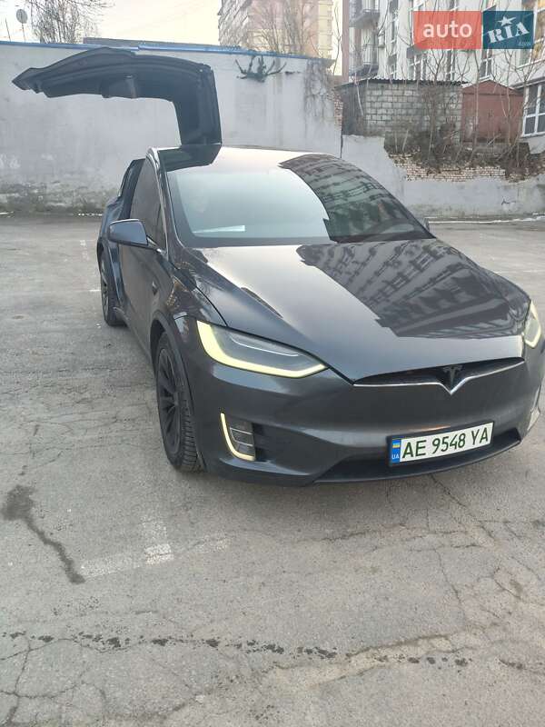 Внедорожник / Кроссовер Tesla Model X 2018 в Днепре