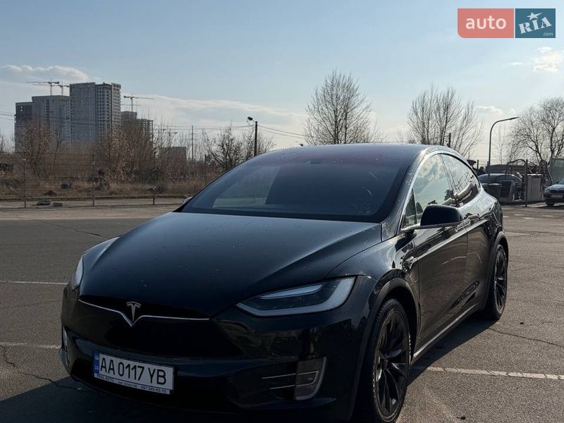 Внедорожник / Кроссовер Tesla Model X 2016 в Киеве