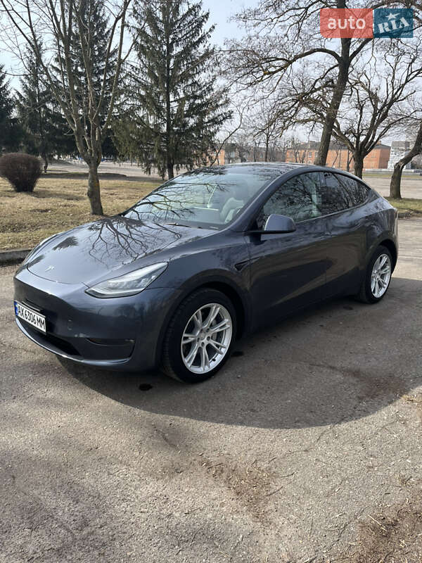 Внедорожник / Кроссовер Tesla Model Y 2021 в Харькове