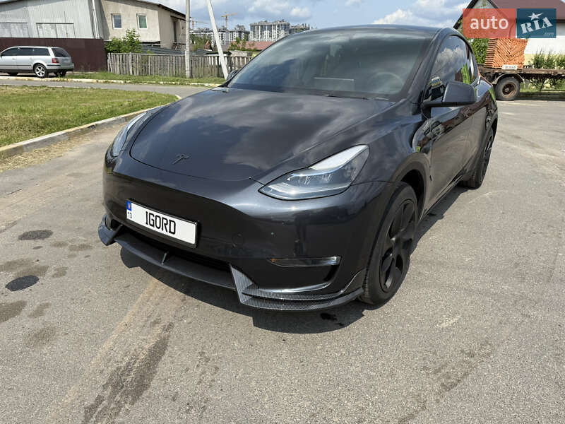 Позашляховик / Кросовер Tesla Model Y 2024 в Ірпені