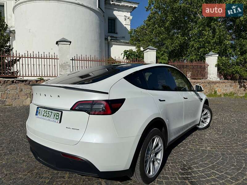 Позашляховик / Кросовер Tesla Model Y 2022 в Білій Церкві