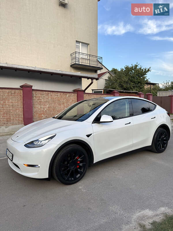 Позашляховик / Кросовер Tesla Model Y 2020 в Львові Позашляховик / Кросовер Tesla Model Y 2020 в Львові