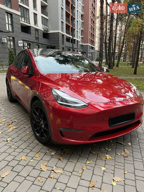Внедорожник / Кроссовер Tesla Model Y 2022 в Броварах