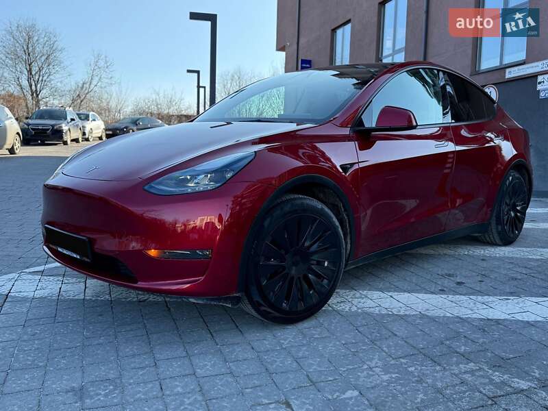 Внедорожник / Кроссовер Tesla Model Y 2024 в Львове
