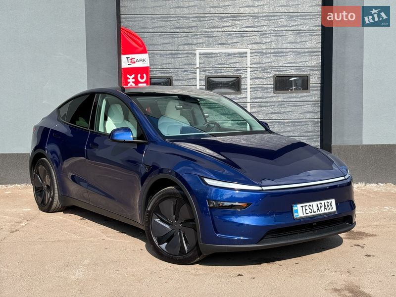 Позашляховик / Кросовер Tesla Model Y 2025 в Києві