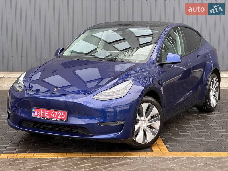 Внедорожник / Кроссовер Tesla Model Y 2023 в Киеве