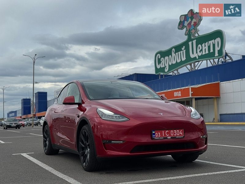 Позашляховик / Кросовер Tesla Model Y 2021 в Луцьку