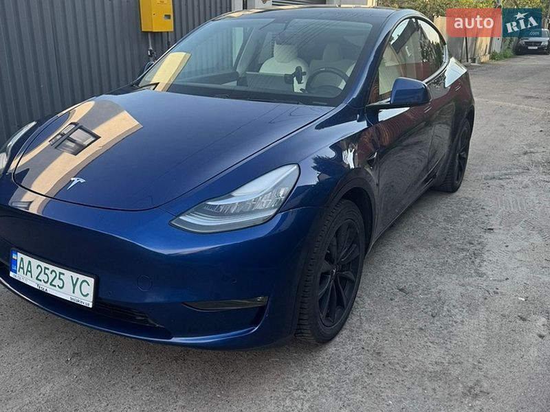 Внедорожник / Кроссовер Tesla Model Y 2021 в Кременчуге