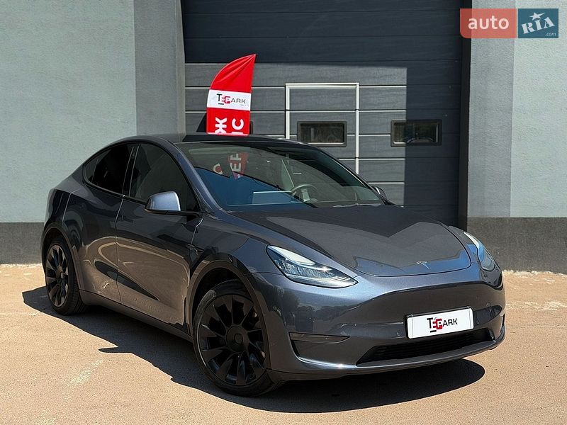 Внедорожник / Кроссовер Tesla Model Y 2022 в Киеве