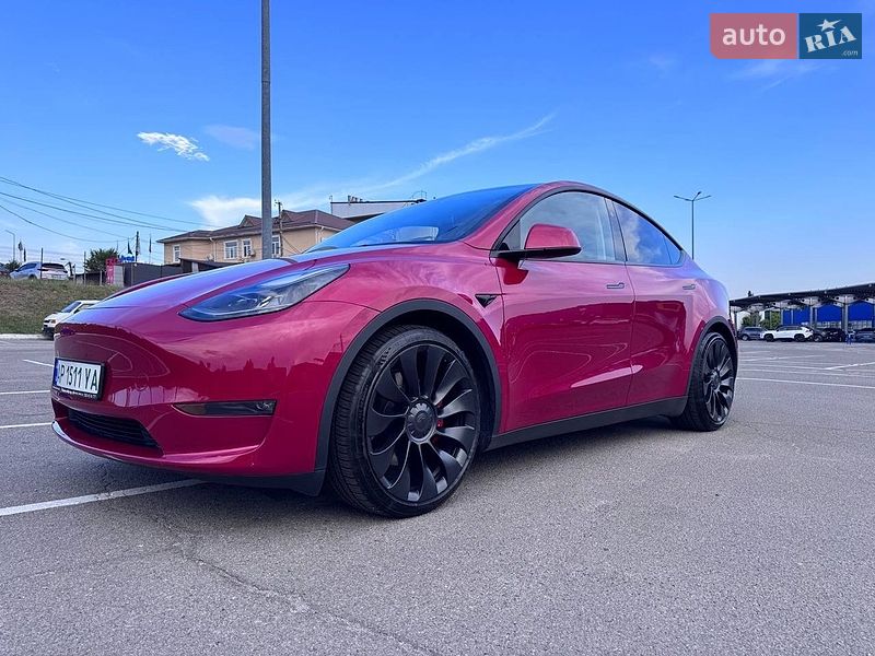 Внедорожник / Кроссовер Tesla Model Y 2023 в Виннице
