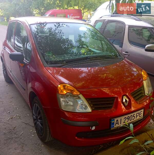 Хэтчбек Renault Modus 2004 в Белой Церкви Хэтчбек Renault Modus 2004 в Белой Церкви