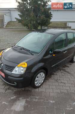 Хэтчбек Renault Modus 2004 в Львове Хэтчбек Renault Modus 2004 в Львове