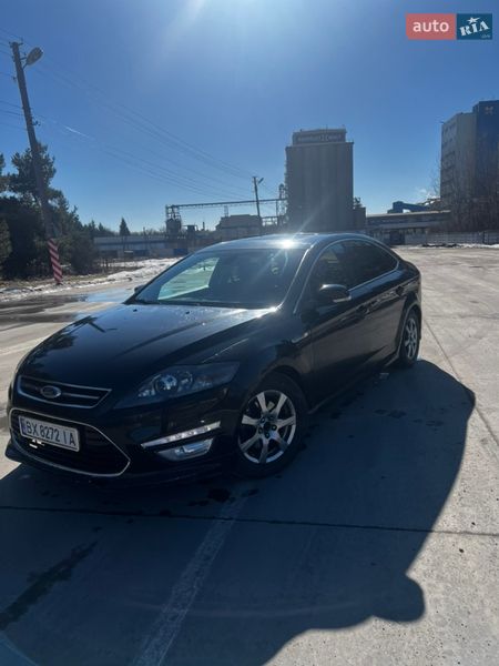 Лифтбек Ford Mondeo 2012 в Нетешине
