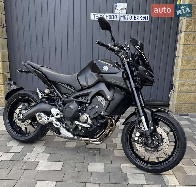 Мотоцикл Без обтекателей (Naked bike) Yamaha MT-09 2017 в Новомосковске Мотоцикл Без обтекателей (Naked bike) Yamaha MT-09 2017 в Новомосковске