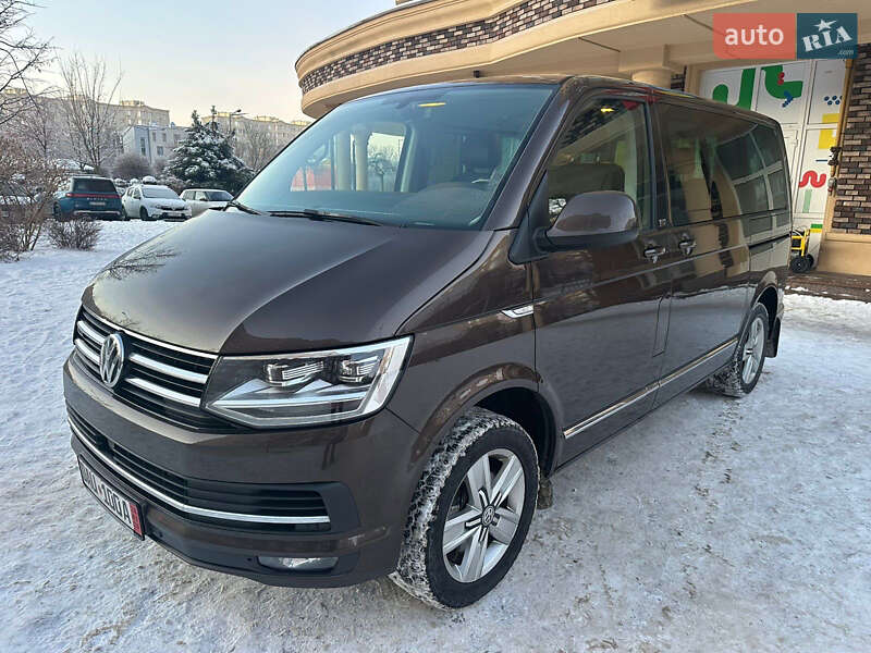 Минивэн Volkswagen Multivan 2017 в Киеве