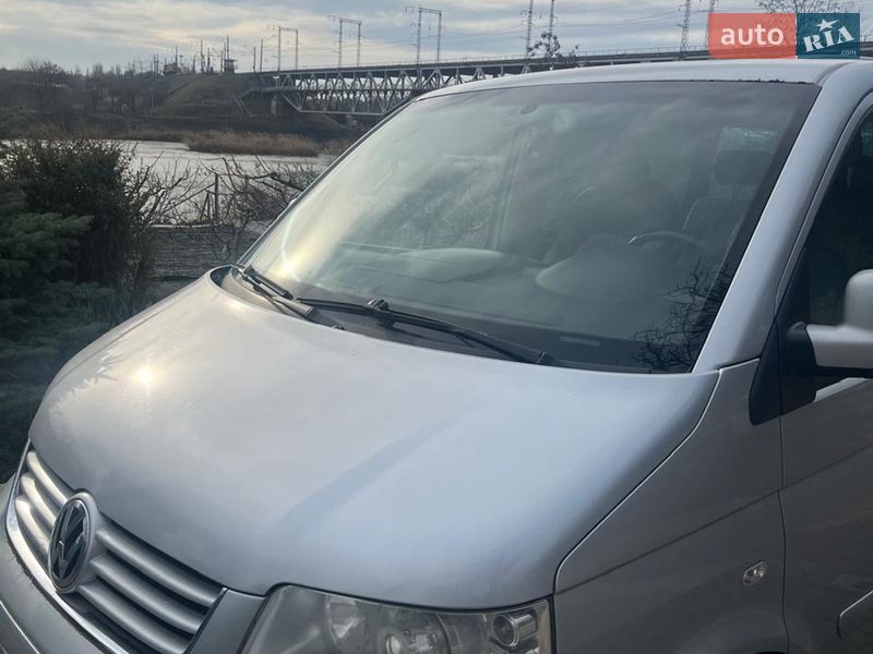 Минивэн Volkswagen Multivan 2006 в Киеве Минивэн Volkswagen Multivan 2006 в Киеве