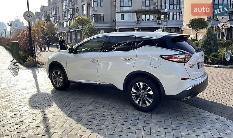 Внедорожник / Кроссовер Nissan Murano 2017 в Александровке