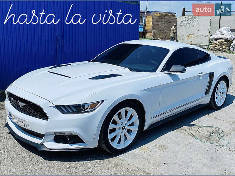 Купе Ford Mustang 2015 в Киеве Купе Ford Mustang 2015 в Киеве