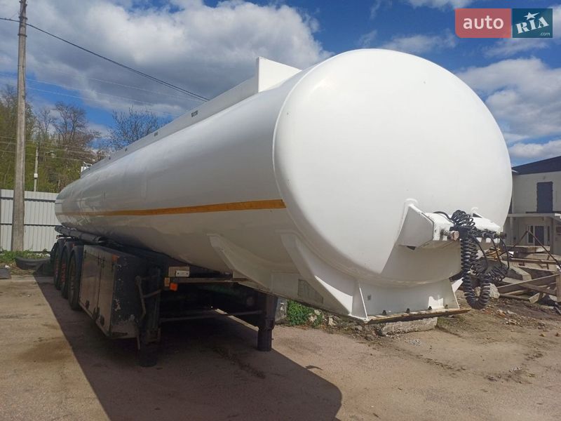 Цистерна напівпричіп Simatra NC-86 2004 в Кропивницькому
