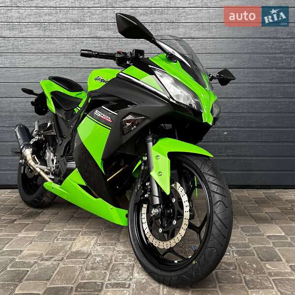 Мотоцикл Без обтекателей (Naked bike) Kawasaki Ninja 250 2014 в Белой Церкви