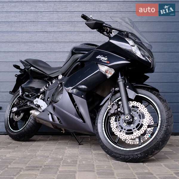 Мотоцикл Без обтекателей (Naked bike) Kawasaki Ninja 400 2013 в Белой Церкви Мотоцикл Без обтекателей (Naked bike) Kawasaki Ninja 400 2013 в Белой Церкви