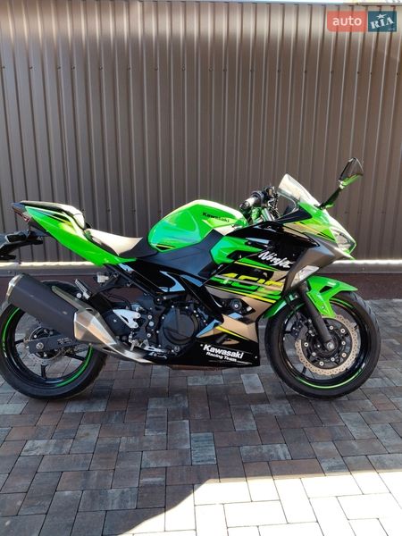 Мотоцикл Спорт-туризм Kawasaki Ninja 400 2018 в Белогородке Мотоцикл Спорт-туризм Kawasaki Ninja 400 2018 в Белогородке