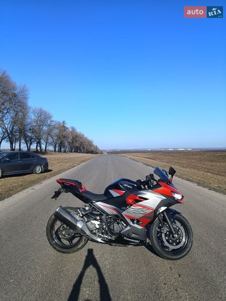 Мини спорт Kawasaki Ninja 400 2018 в Смеле Мини спорт Kawasaki Ninja 400 2018 в Смеле