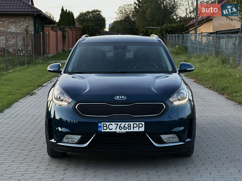 Внедорожник / Кроссовер Kia Niro 2017 в Львове