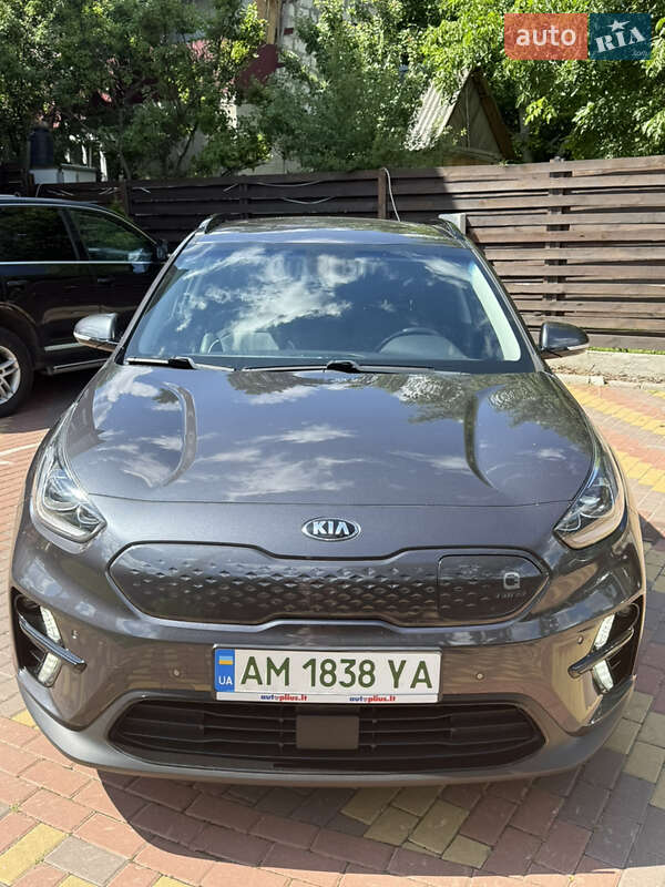 Внедорожник / Кроссовер Kia Niro 2019 в Киеве