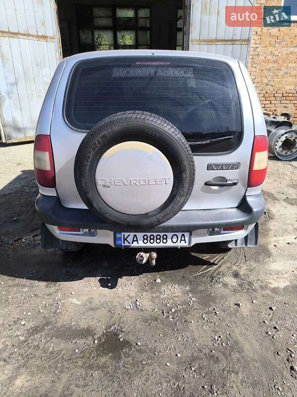 Внедорожник / Кроссовер Chevrolet Niva 2004 в Виннице