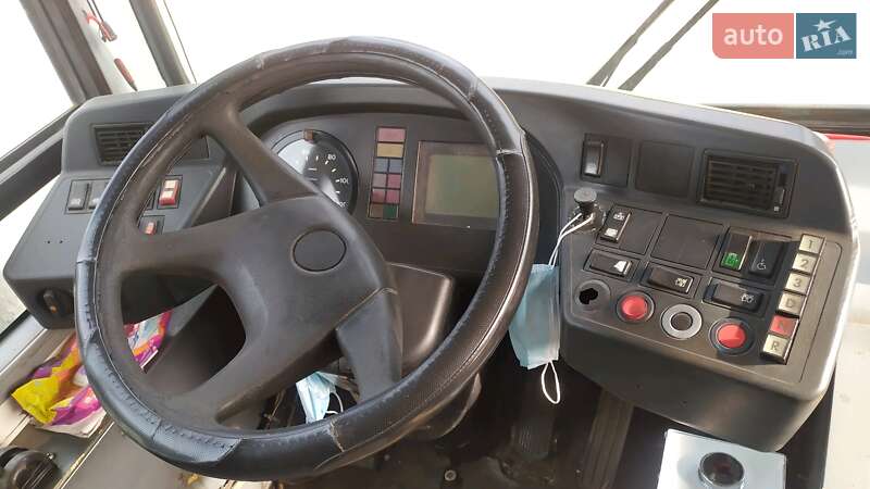 Городской автобус MAN NL 263 1999 в Львове