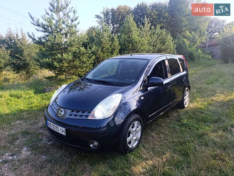 Хэтчбек Nissan Note 2006 в Виннице
