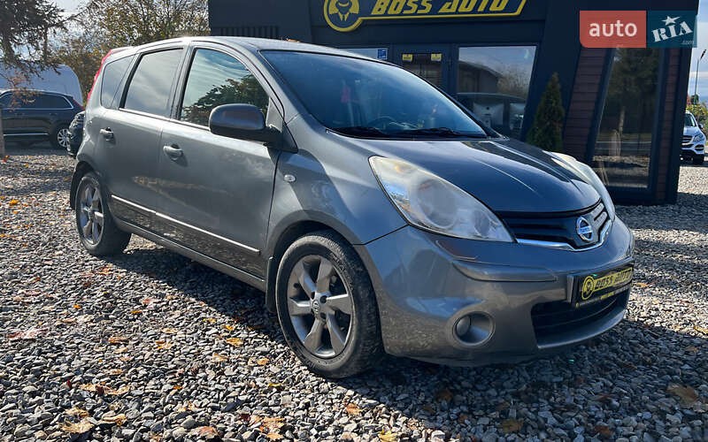 Хэтчбек Nissan Note 2011 в Коломые Хэтчбек Nissan Note 2011 в Коломые