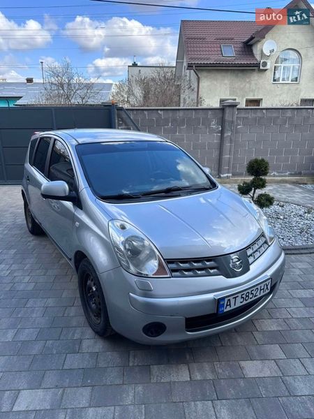 Хэтчбек Nissan Note 2008 в Ивано-Франковске