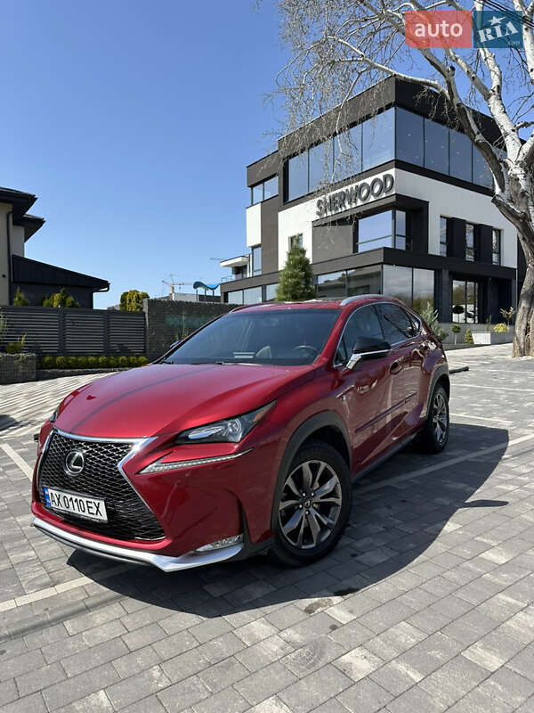 Внедорожник / Кроссовер Lexus NX 2016 в Ужгороде