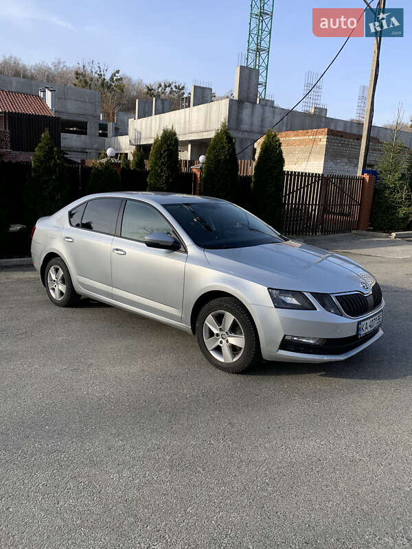 Лифтбек Skoda Octavia 2017 в Киеве