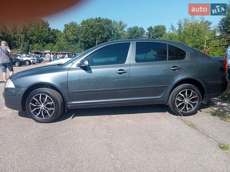 Лифтбек Skoda Octavia 2008 в Чернигове
