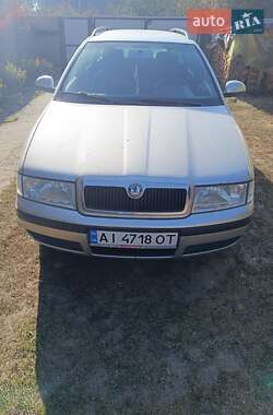 Универсал Skoda Octavia 2010 в Песковке